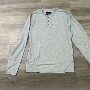 Lucky Brand light grey long sleeve Henley T-shirt size medium